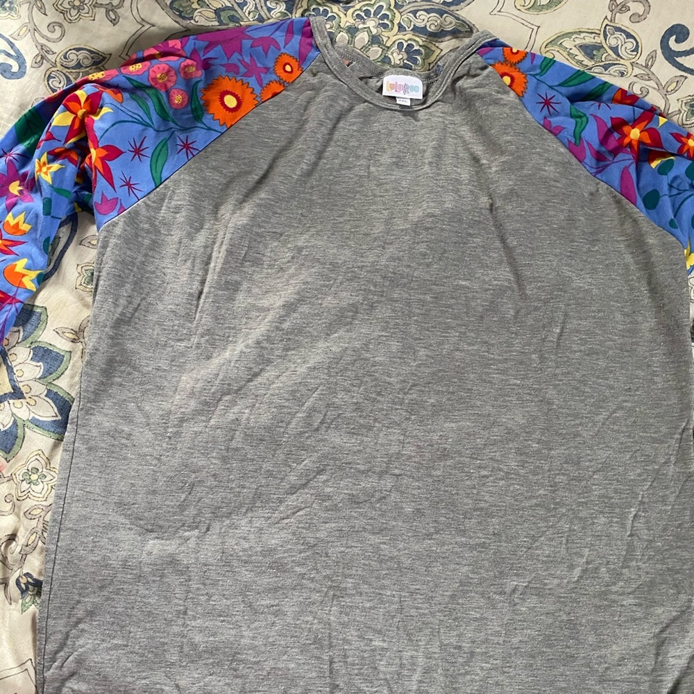 Lularoe Randy baseball tee 2x